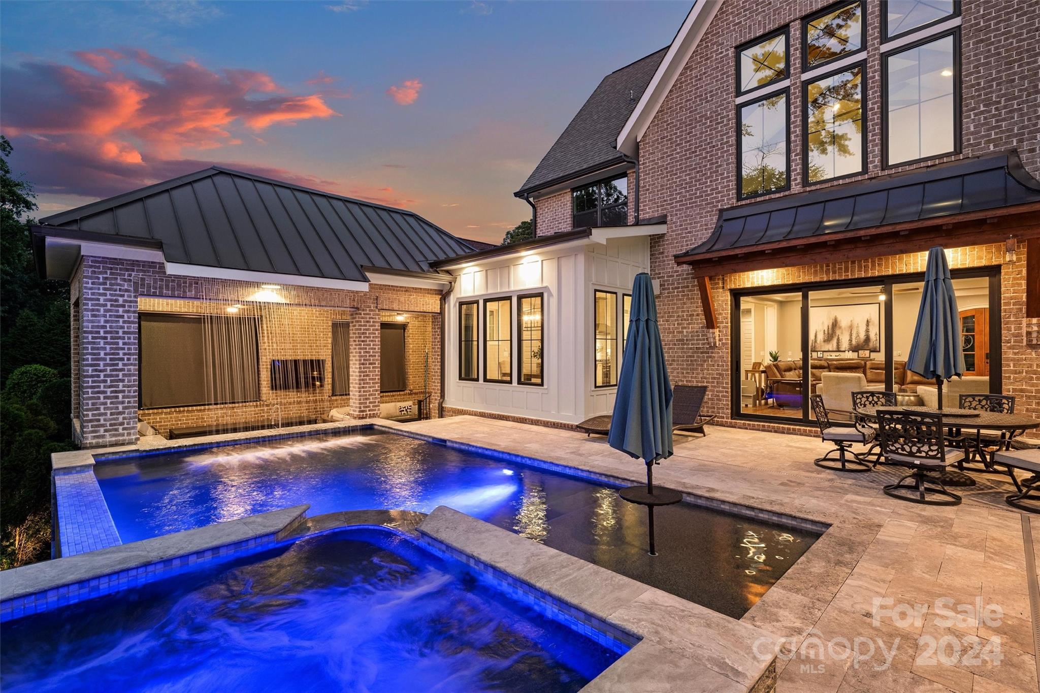 Treetops At Cowans Ford - Residential