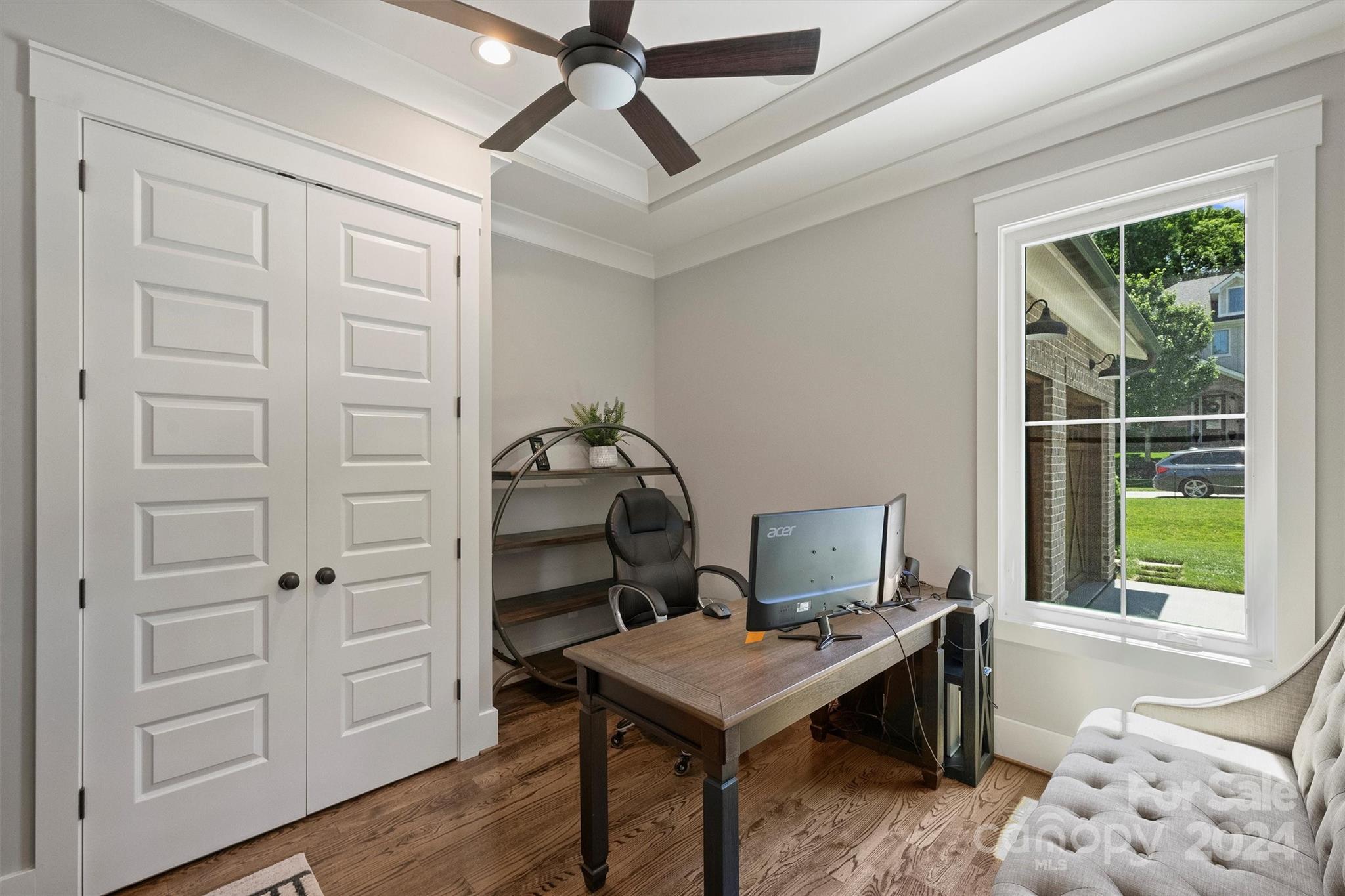 Treetops At Cowans Ford - Residential