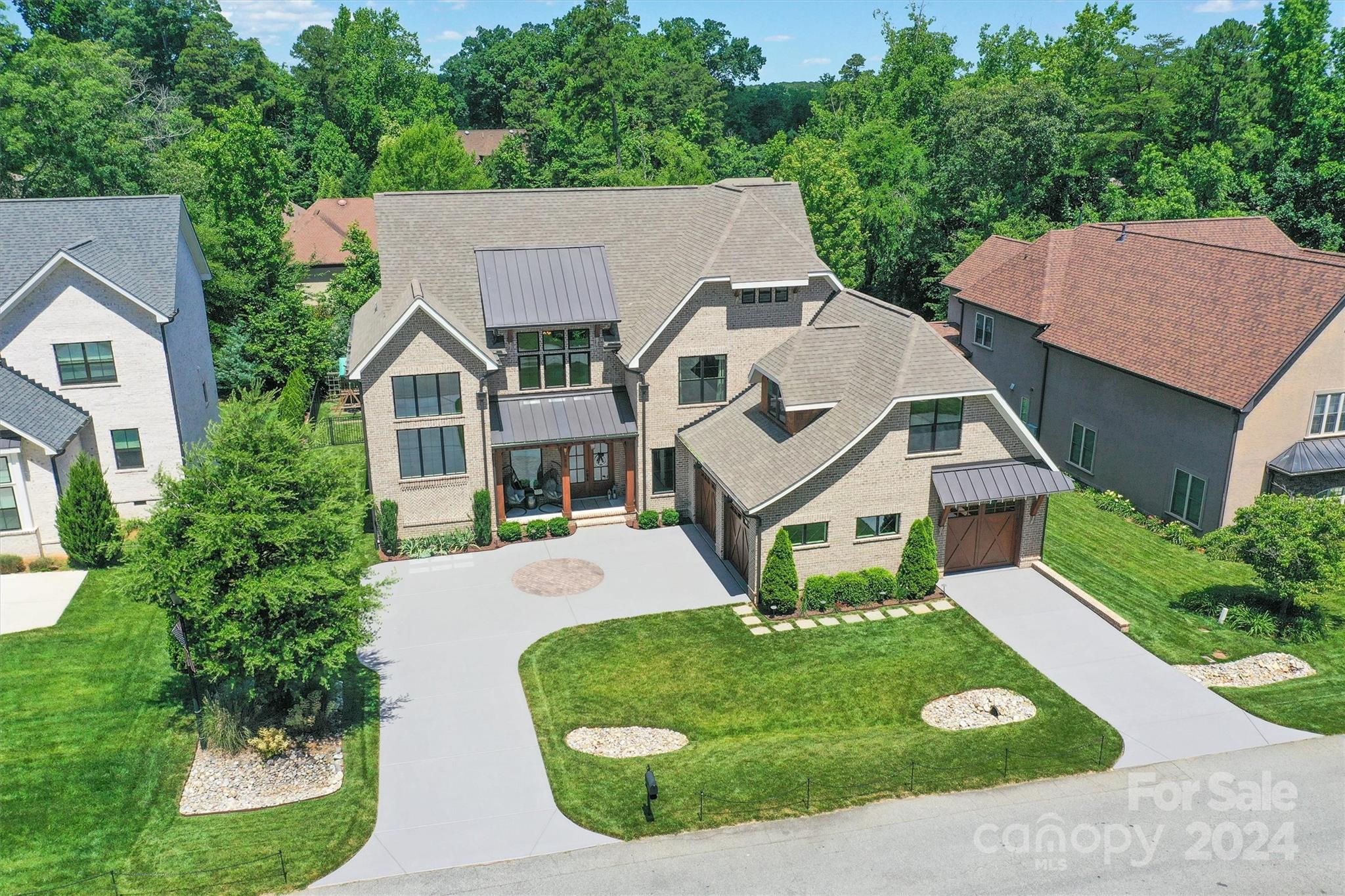 Treetops At Cowans Ford - Residential