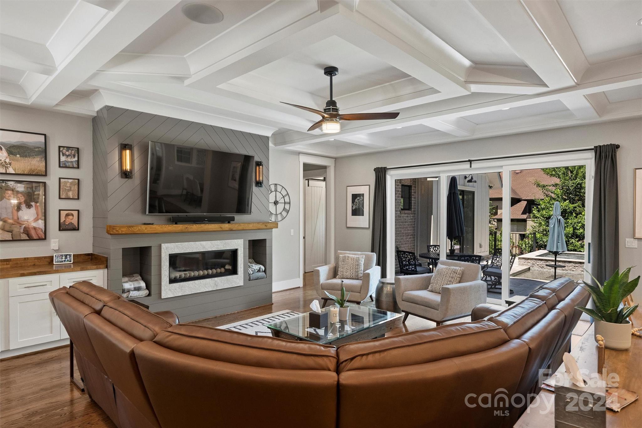 Treetops At Cowans Ford - Residential