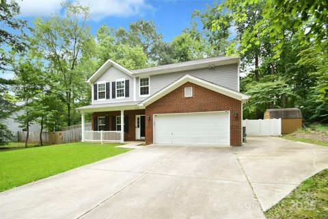 12120 Canal Drive Huntersville NC 28078