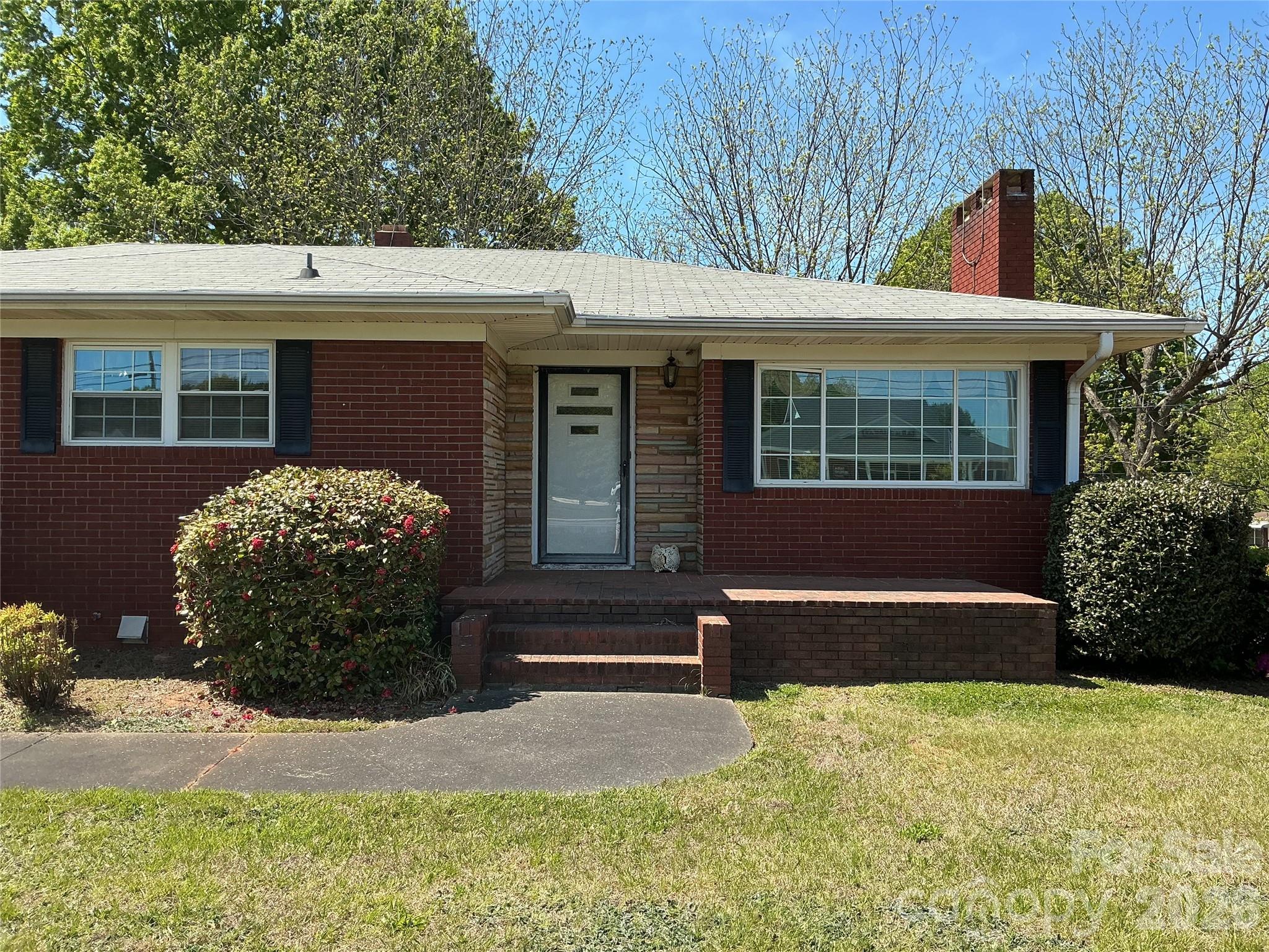 219 N Central Avenue