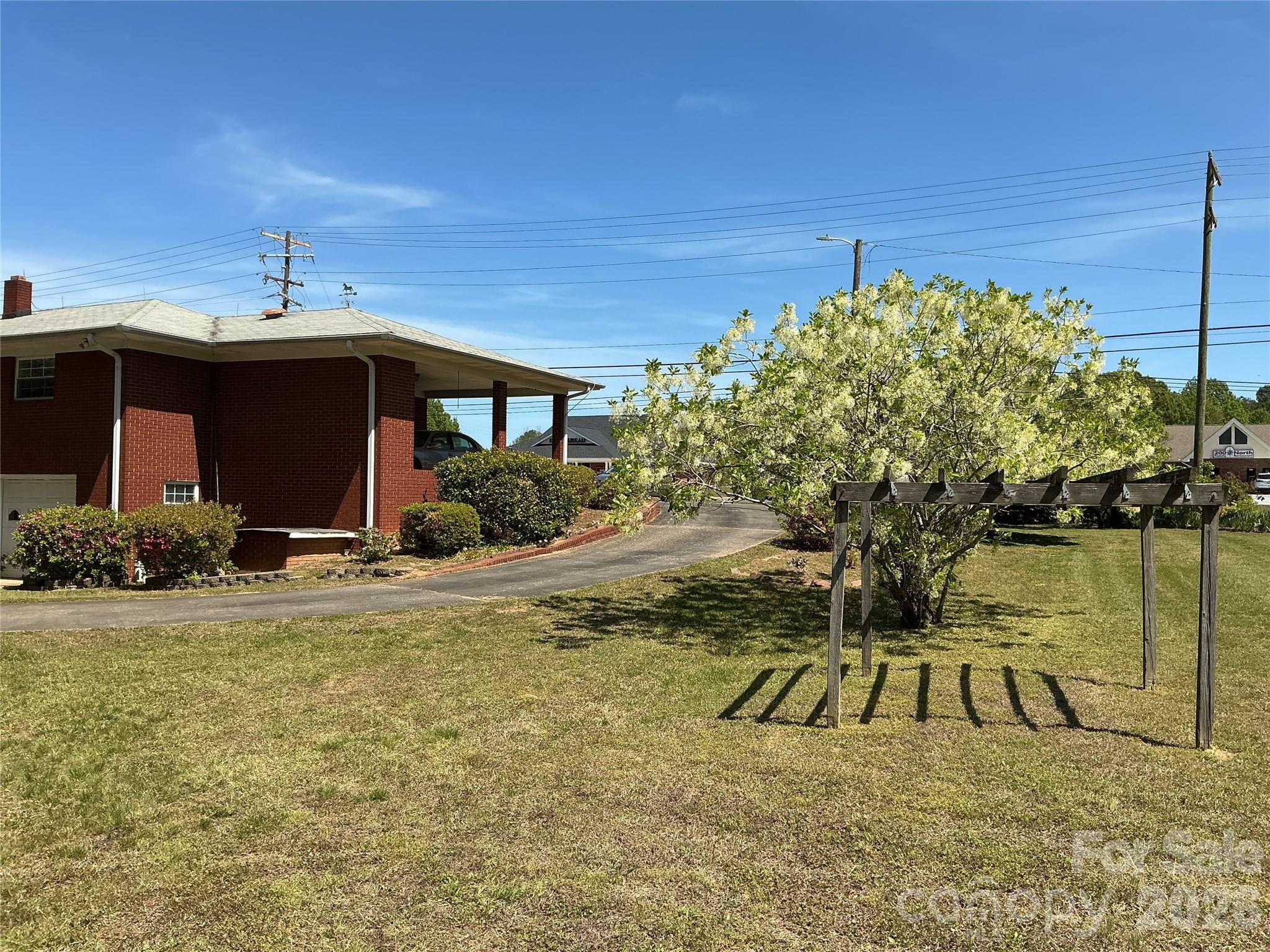 219 N Central Avenue