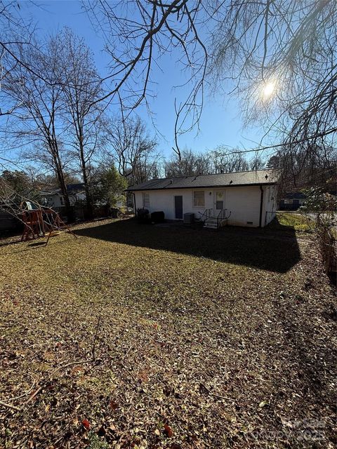 1100 Rollingwood Drive Charlotte NC 28217