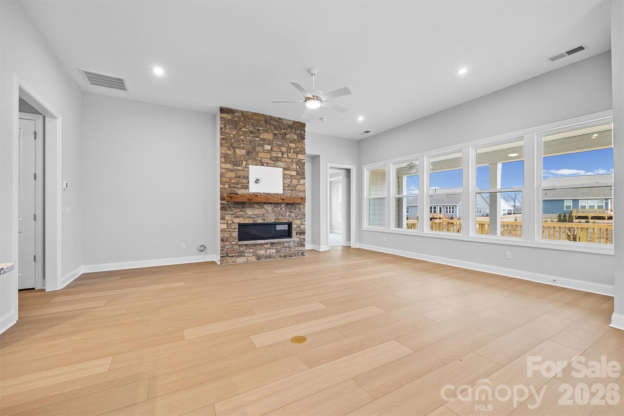 Handsmill on Lake Wylie - Residential