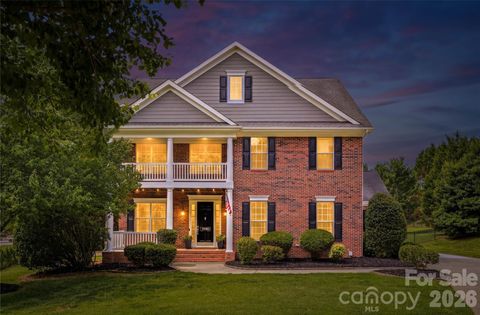 Photo of 1416 Shade Tree Court, Matthews, NC 28104 (MLS # 4393076)