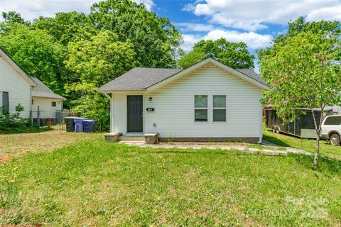 211 E Mcneely Avenue, Mooresville, NC 28115 - MLS#: 4257537