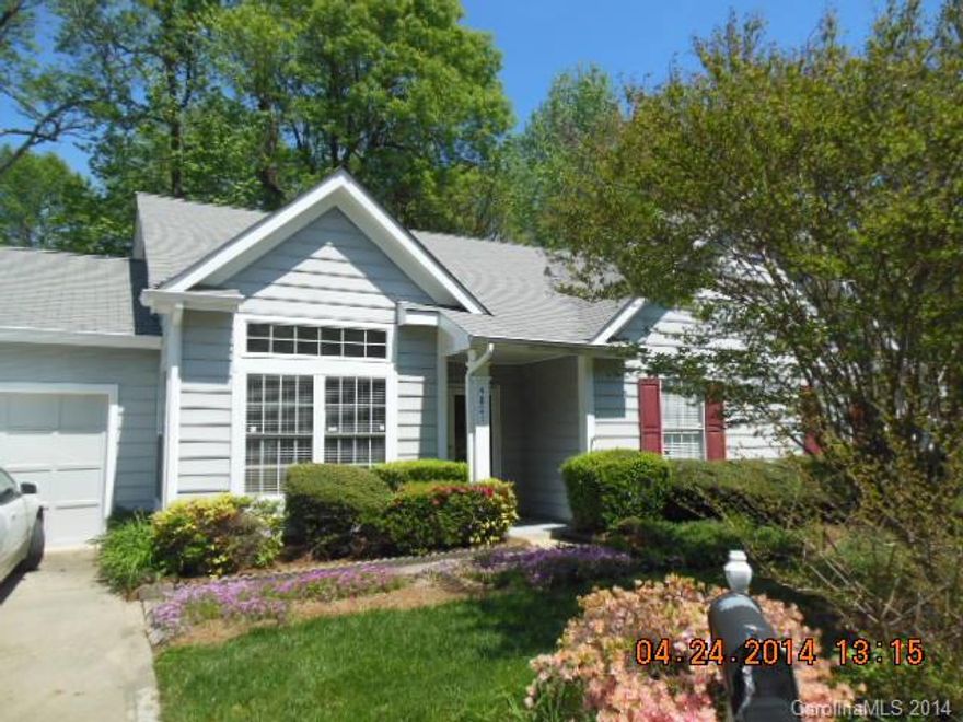 Ranch style home in small patio home community, fenced back yard with small storage building, decking. HOA fees include front lawn maintenance, water/sewer, and common area maintenance. Fireplace in great room, nice deck off rear of home, fenced back yard with storage building.