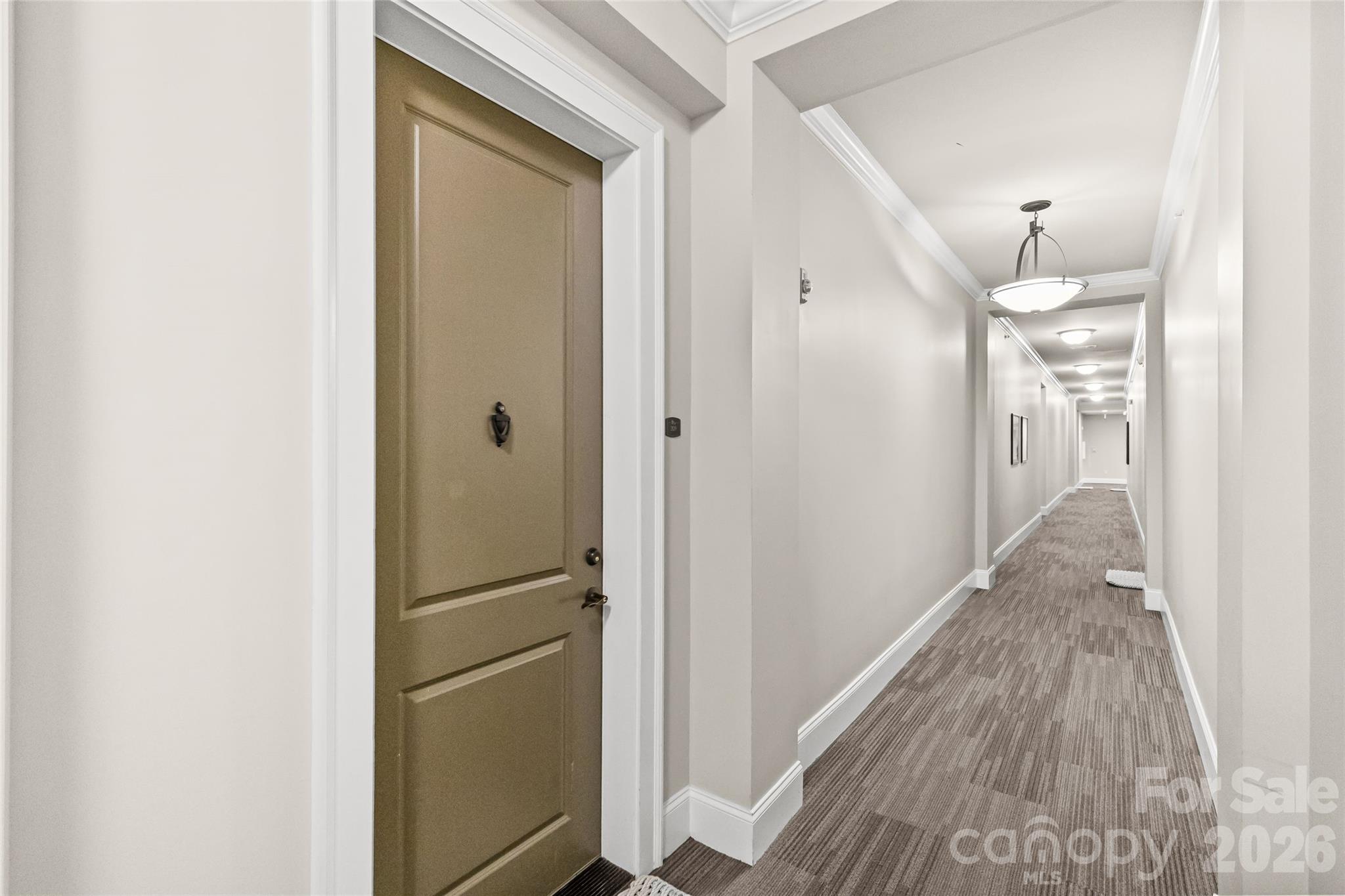 2810 Selwyn Avenue 209