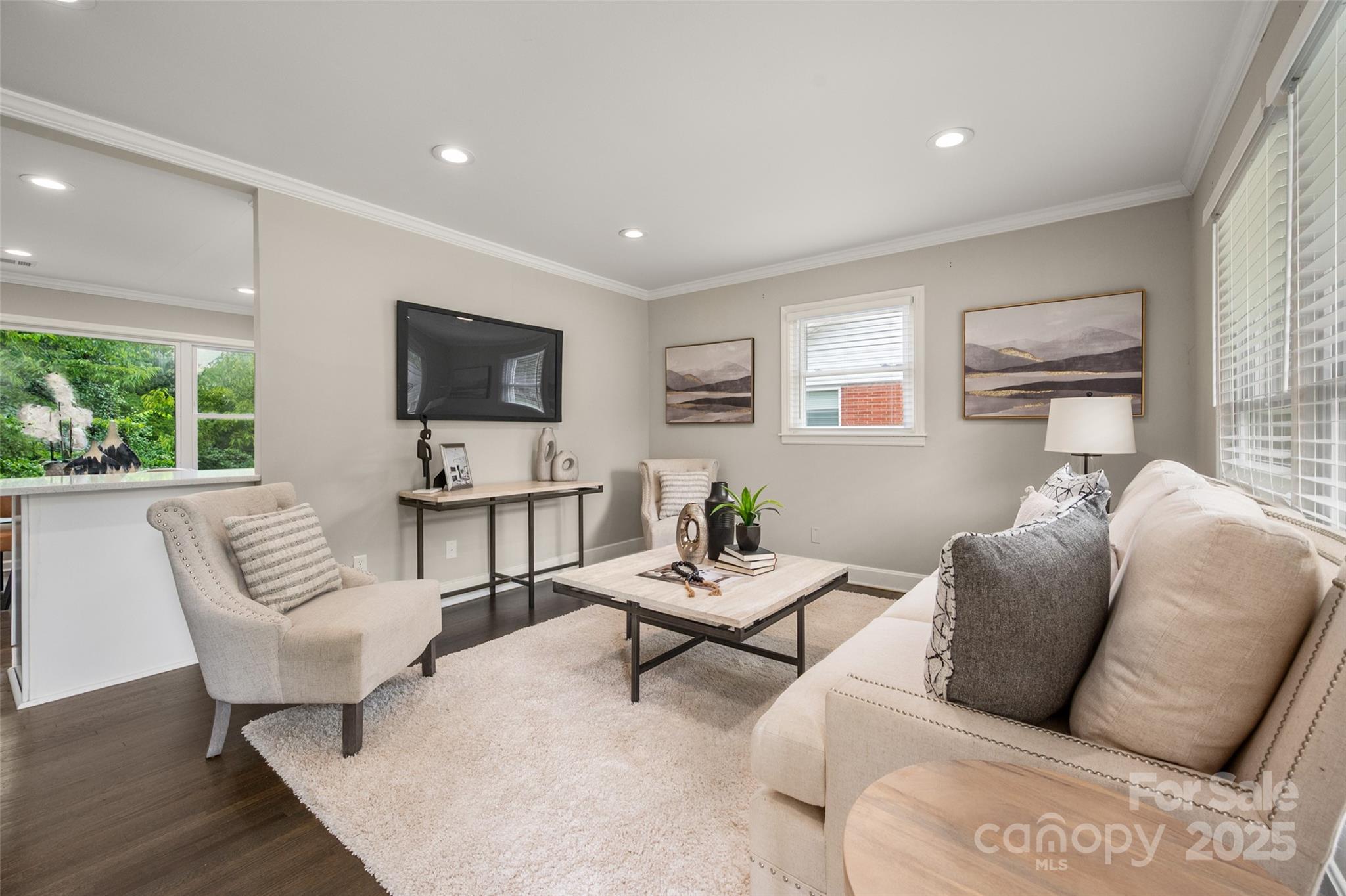 6801 Starcrest Drive