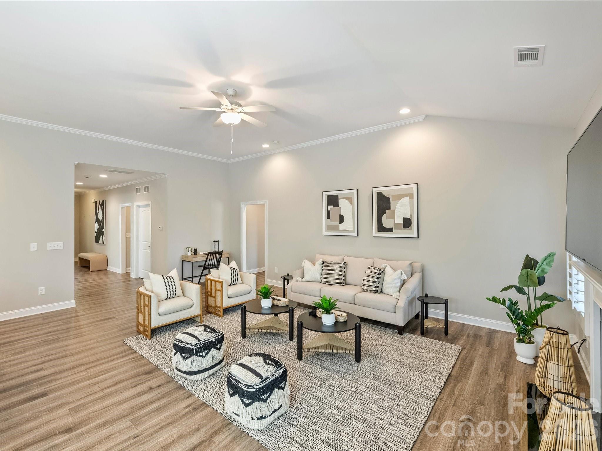 The Conservancy at McLean - Residential