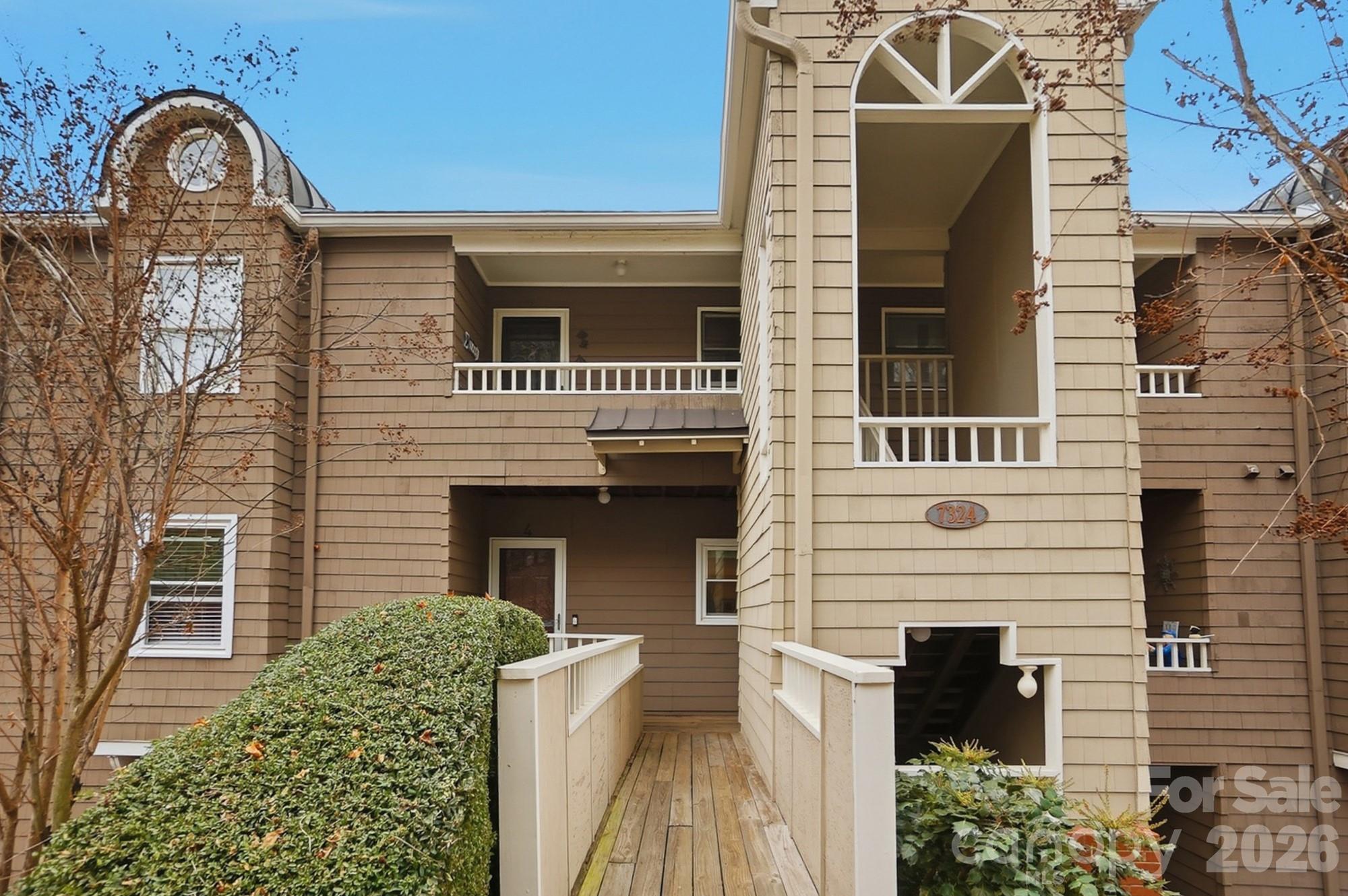 Emerald Point - Residential