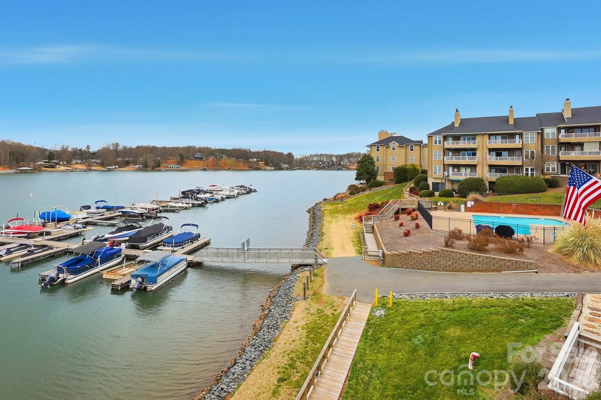 7324 Lakefront Drive 4