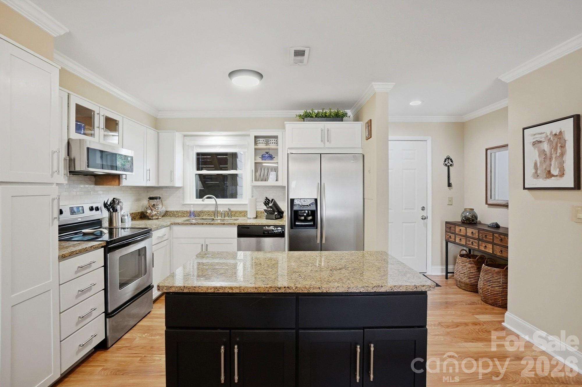 Emerald Point - Residential