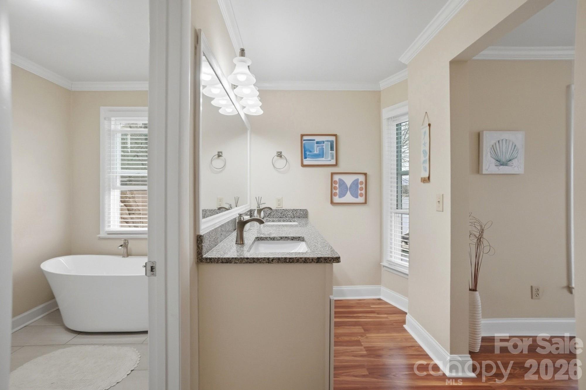 Emerald Point - Residential