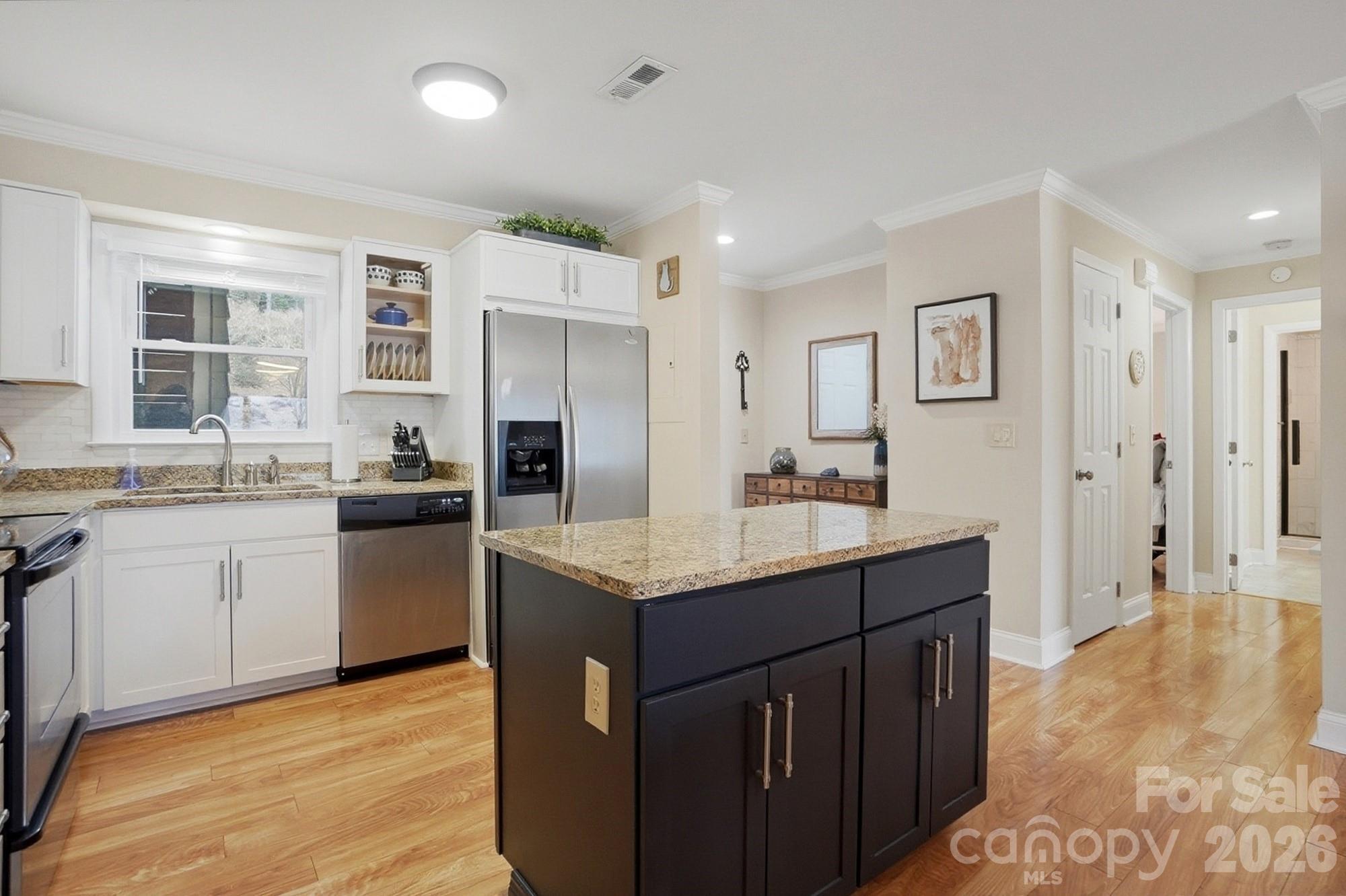 Emerald Point - Residential