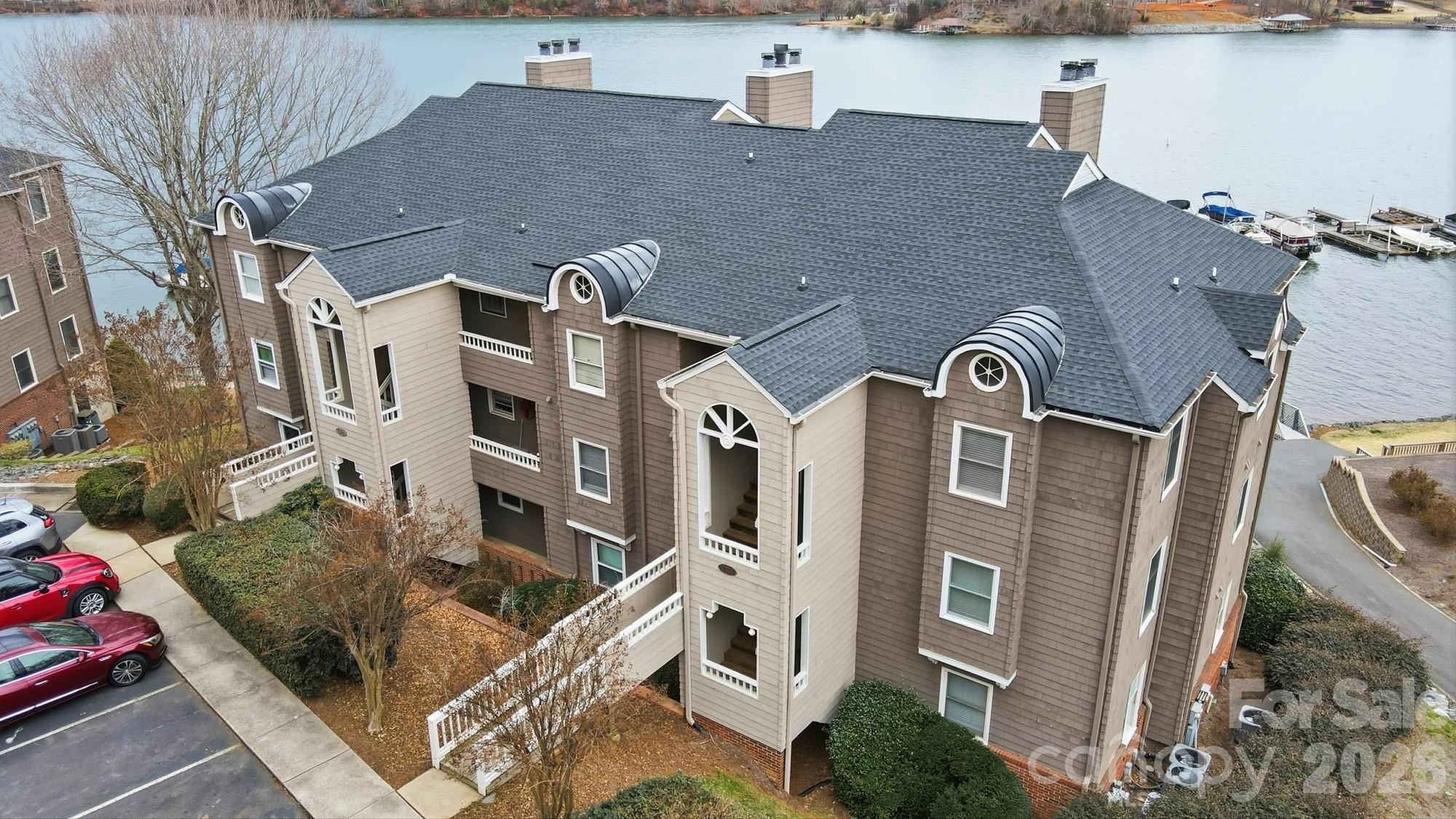 Emerald Point - Residential