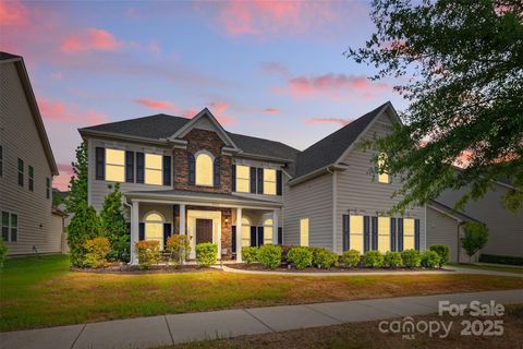 11523 Warfield Avenue Huntersville NC 28078