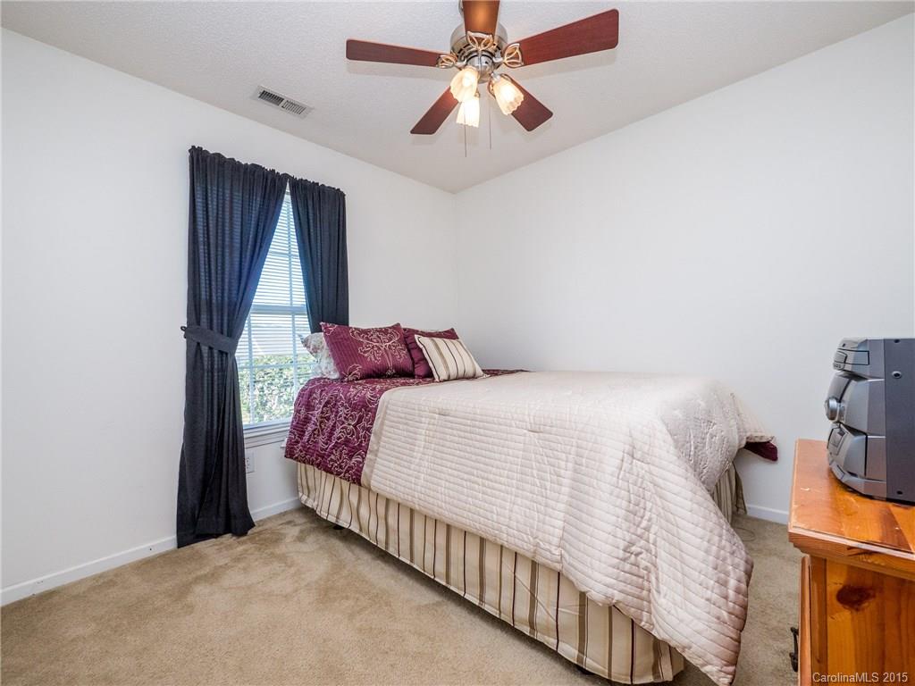 River Chase - Residential