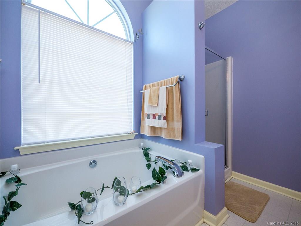 River Chase - Residential