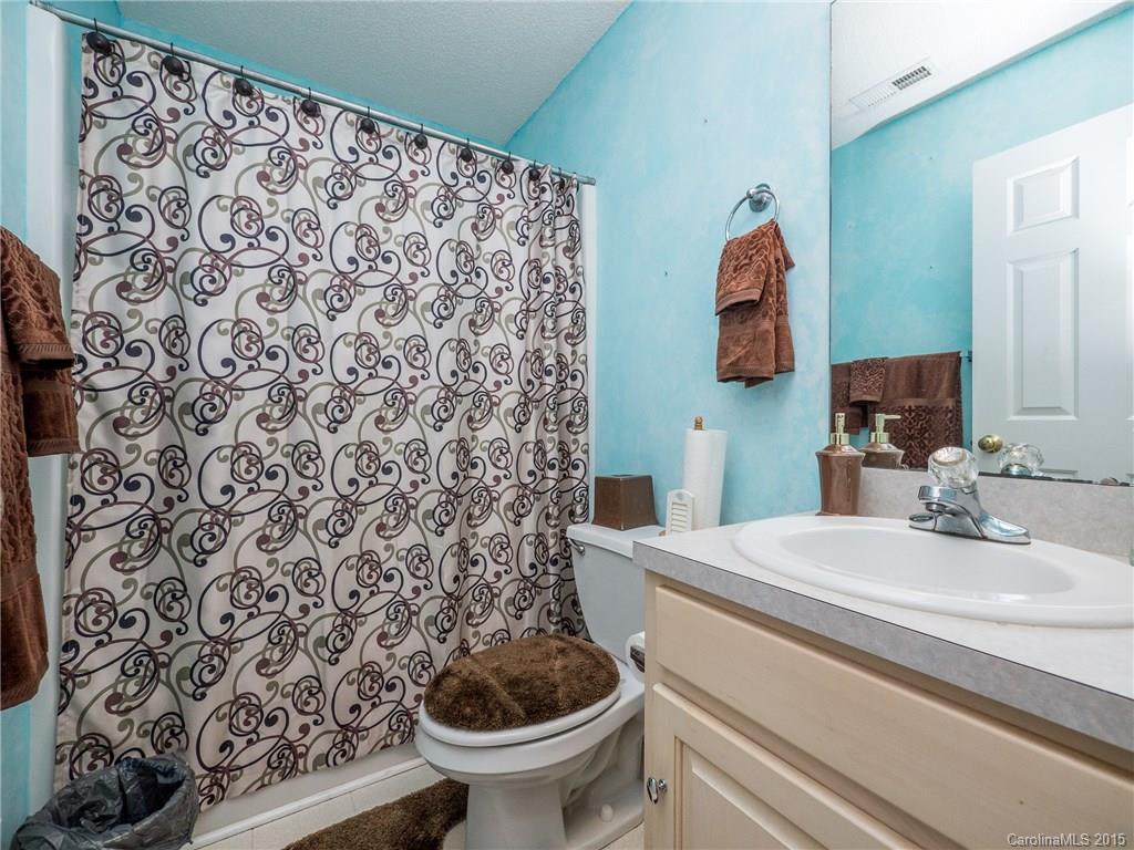 River Chase - Residential