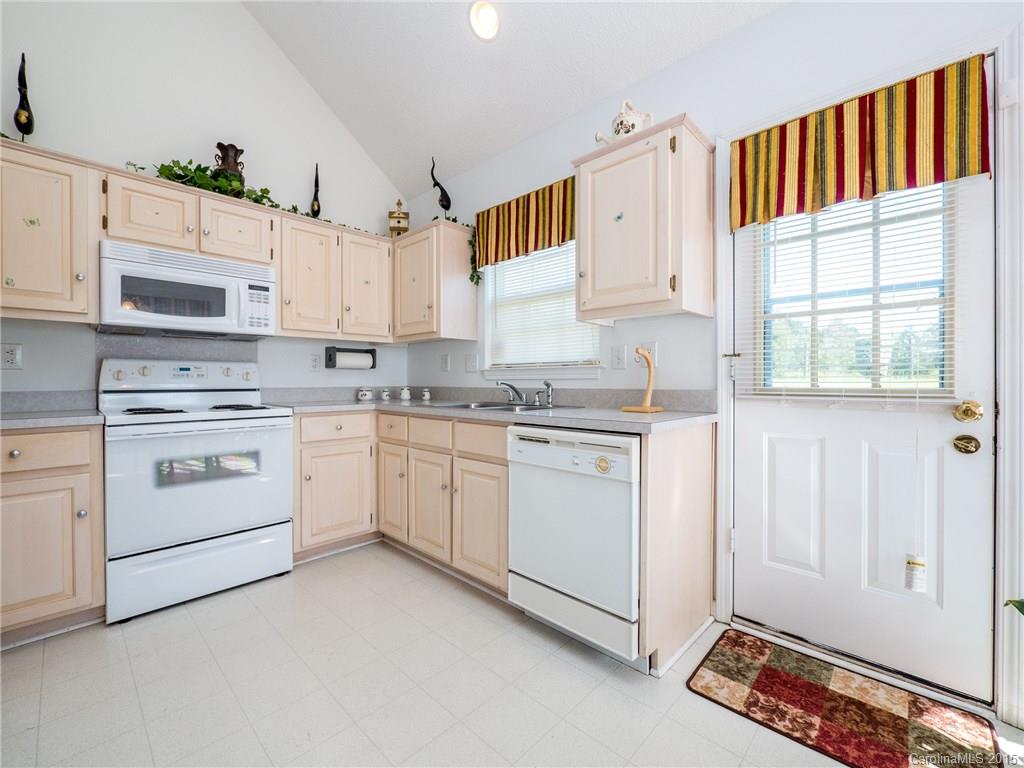 River Chase - Residential