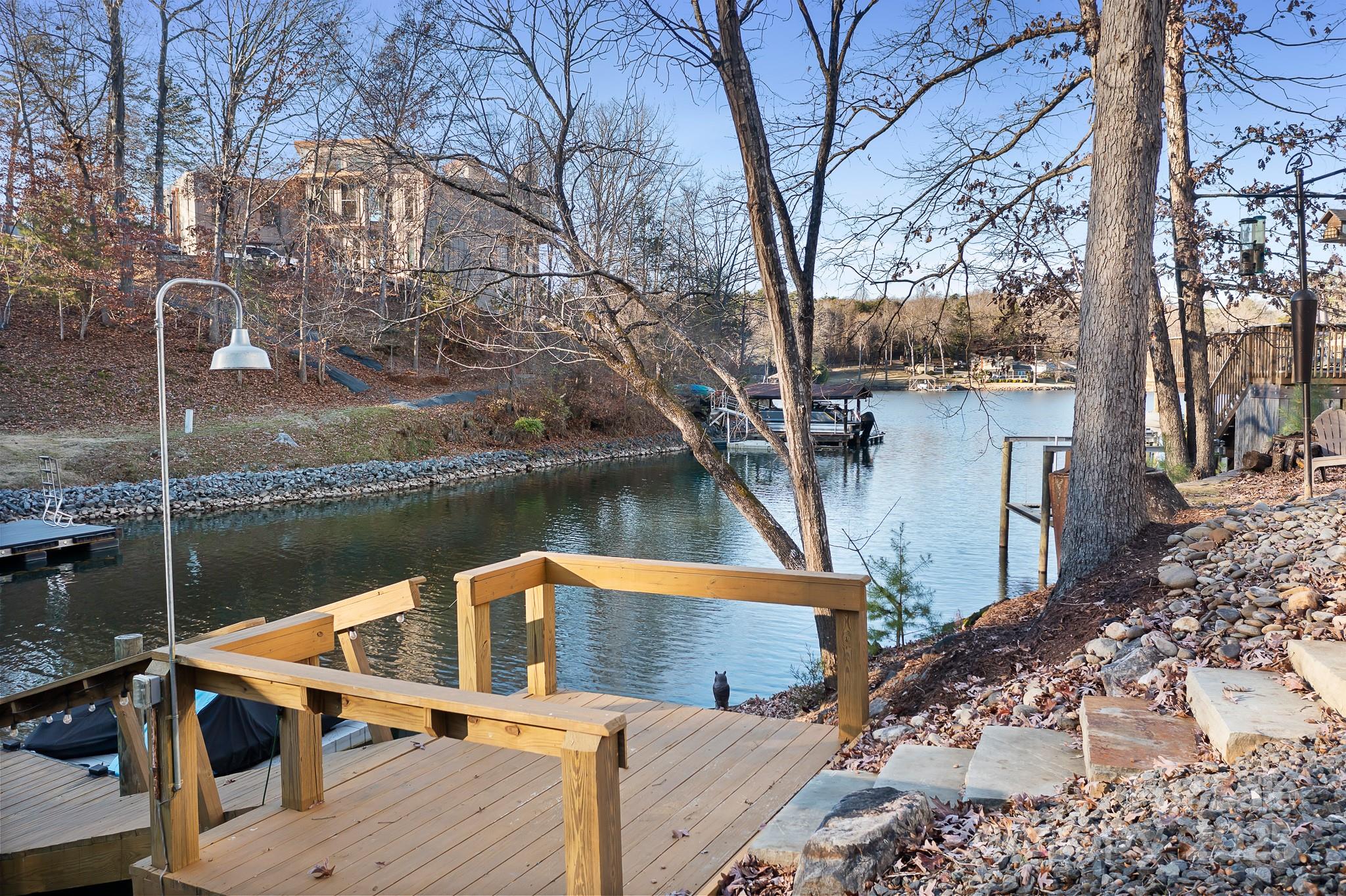 Tega Cay - Residential