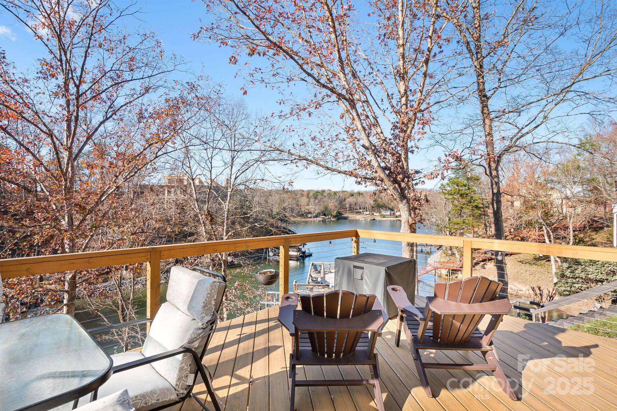 Tega Cay - Residential