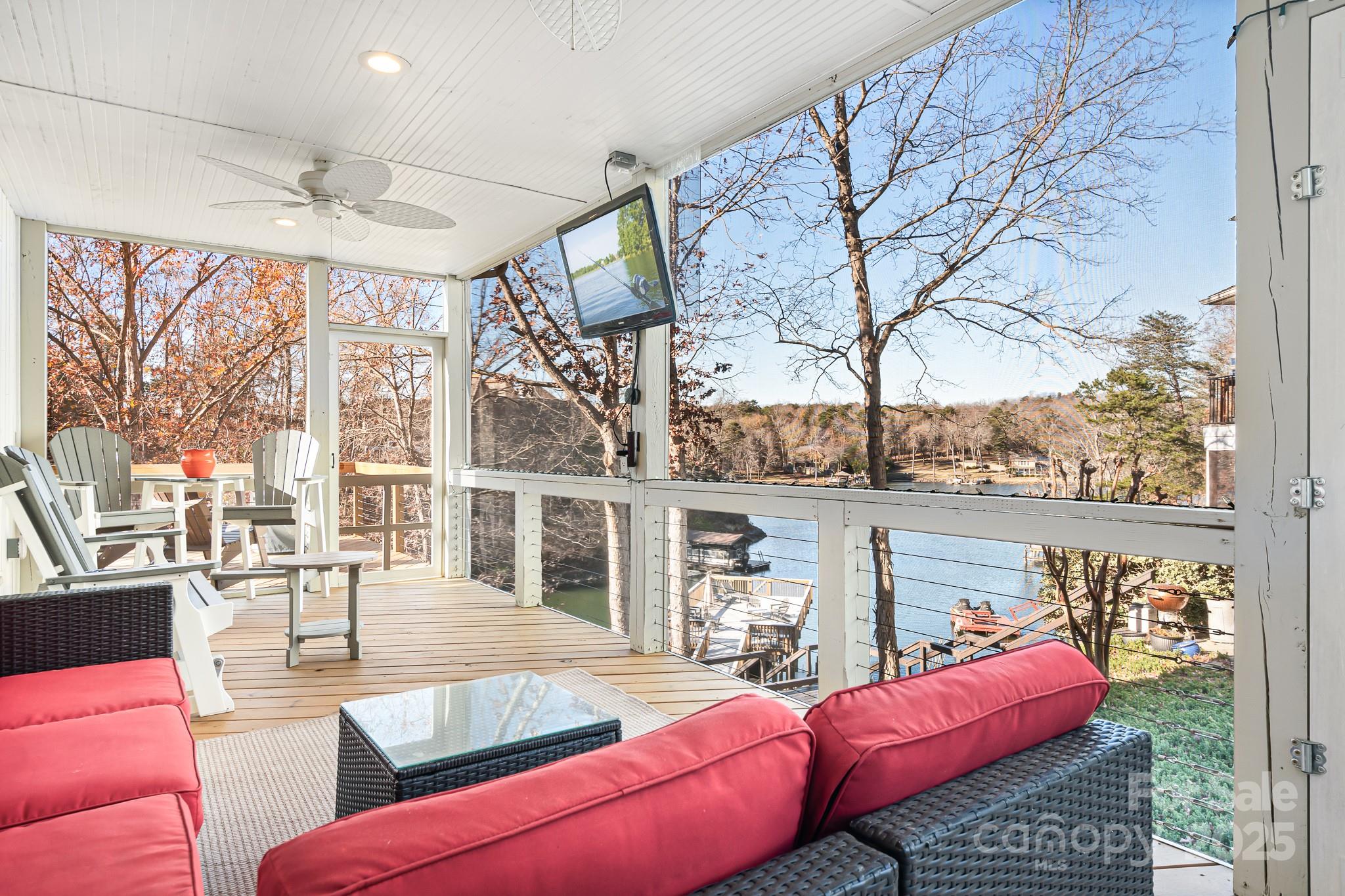 Tega Cay - Residential