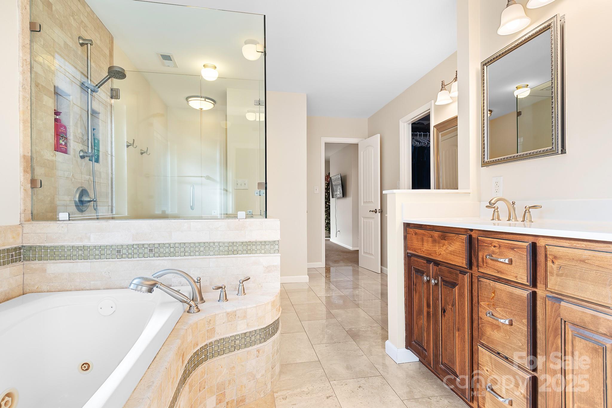 Tega Cay - Residential