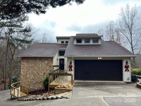 9044 Spanish Wells Court Tega Cay SC 29708