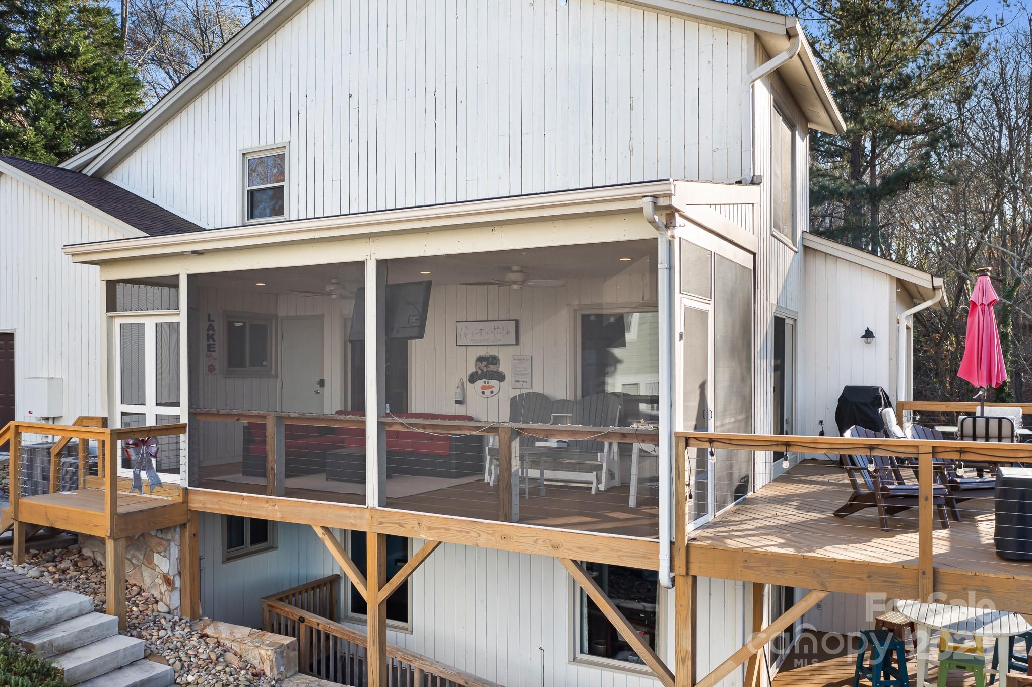 Tega Cay - Residential