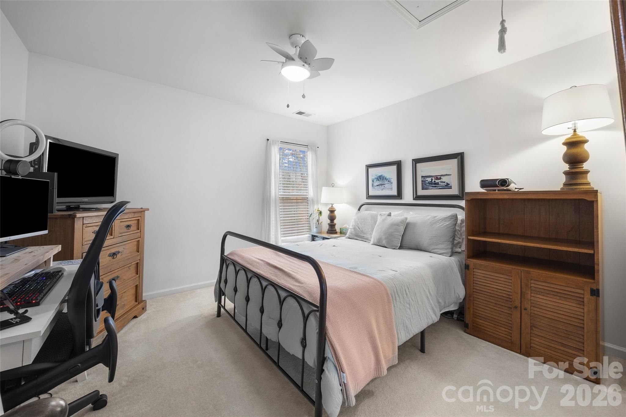 Hallmark Glen - Residential