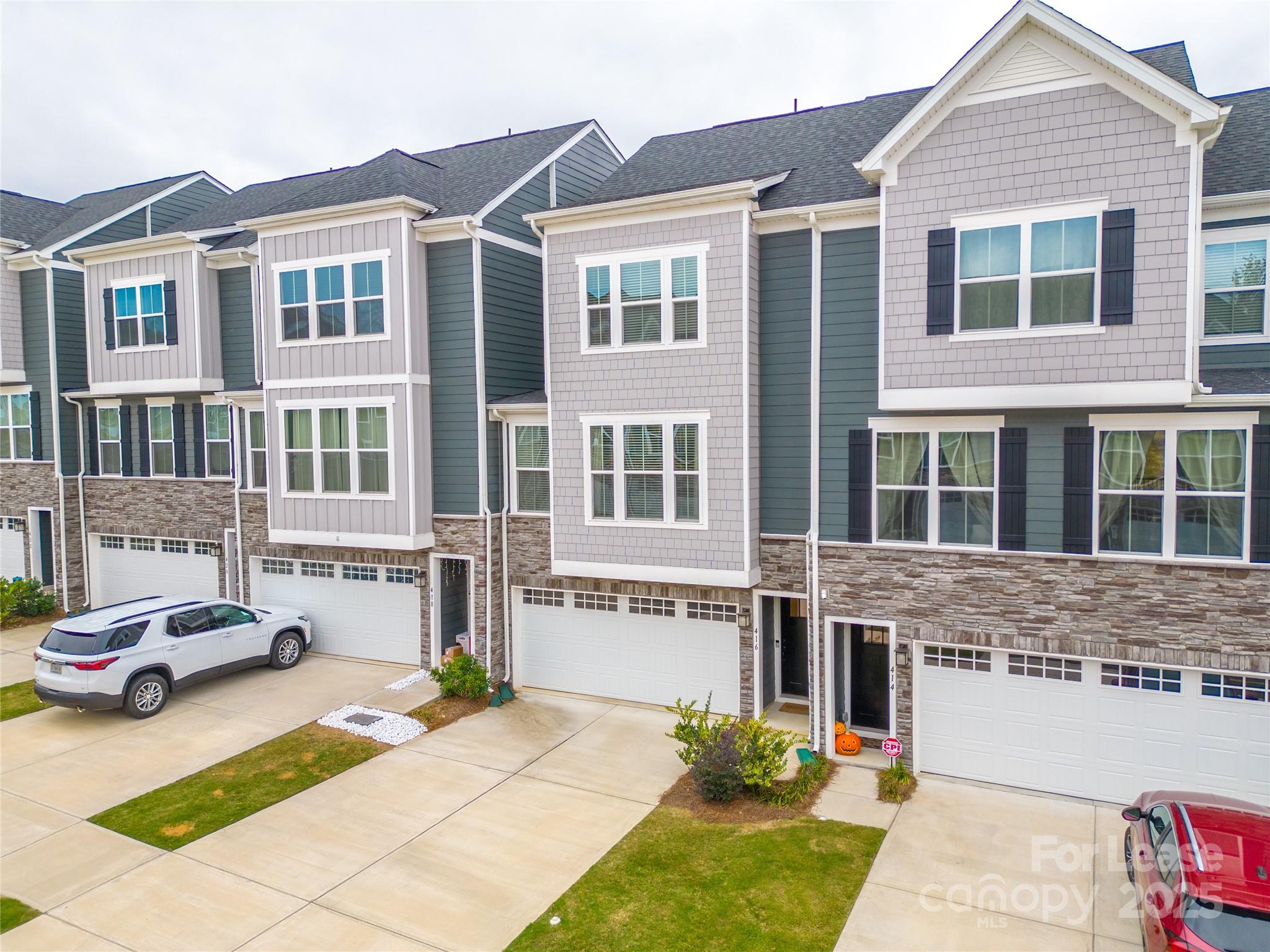 Trinity Townes - Residential Lease