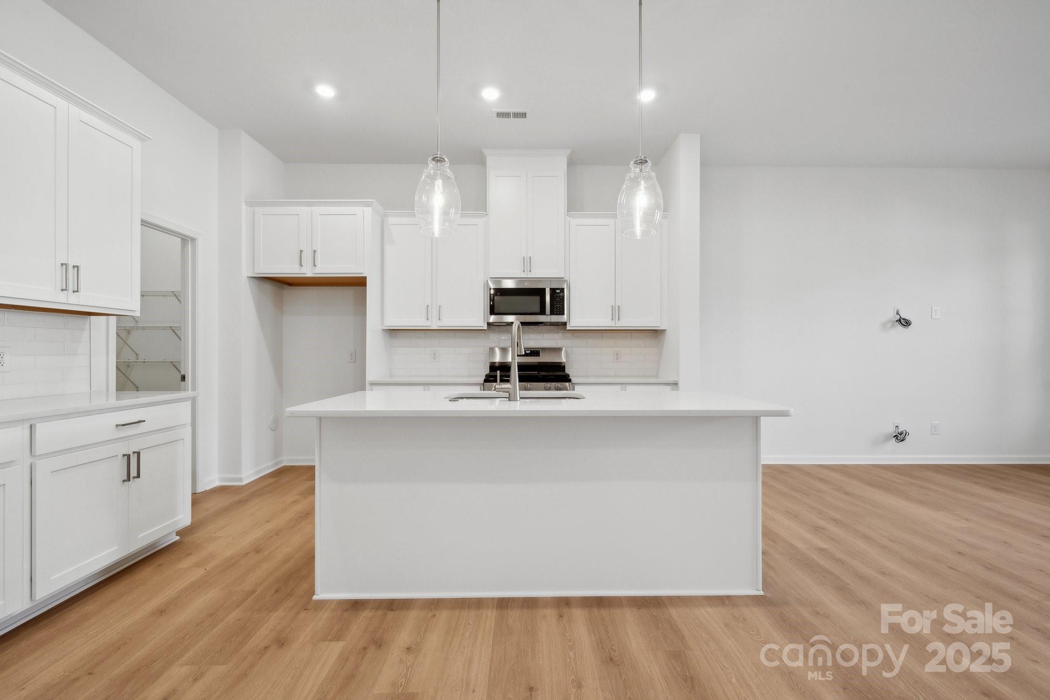 The Ridge at Sugar Creek - Residential