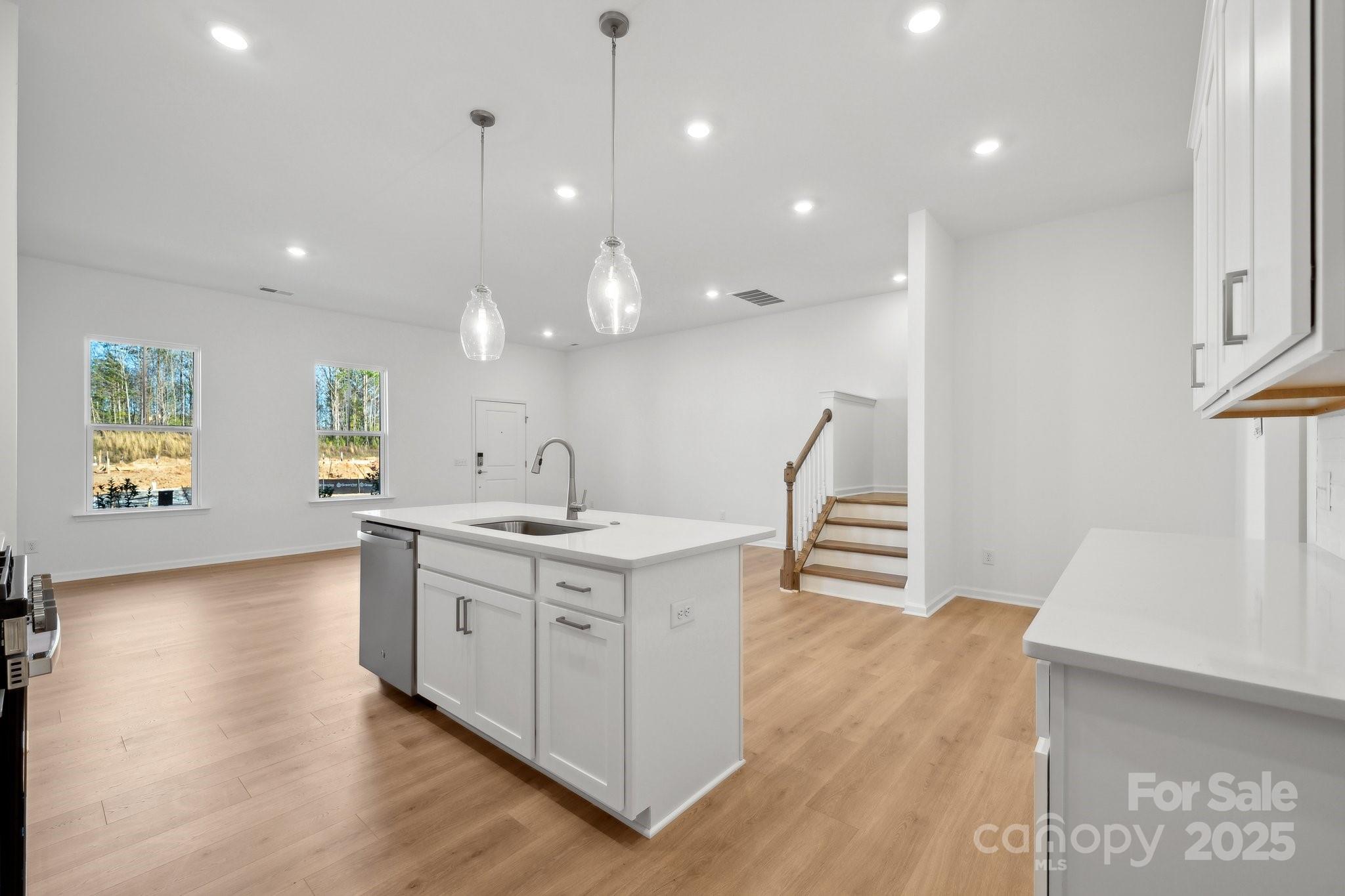 The Ridge at Sugar Creek - Residential