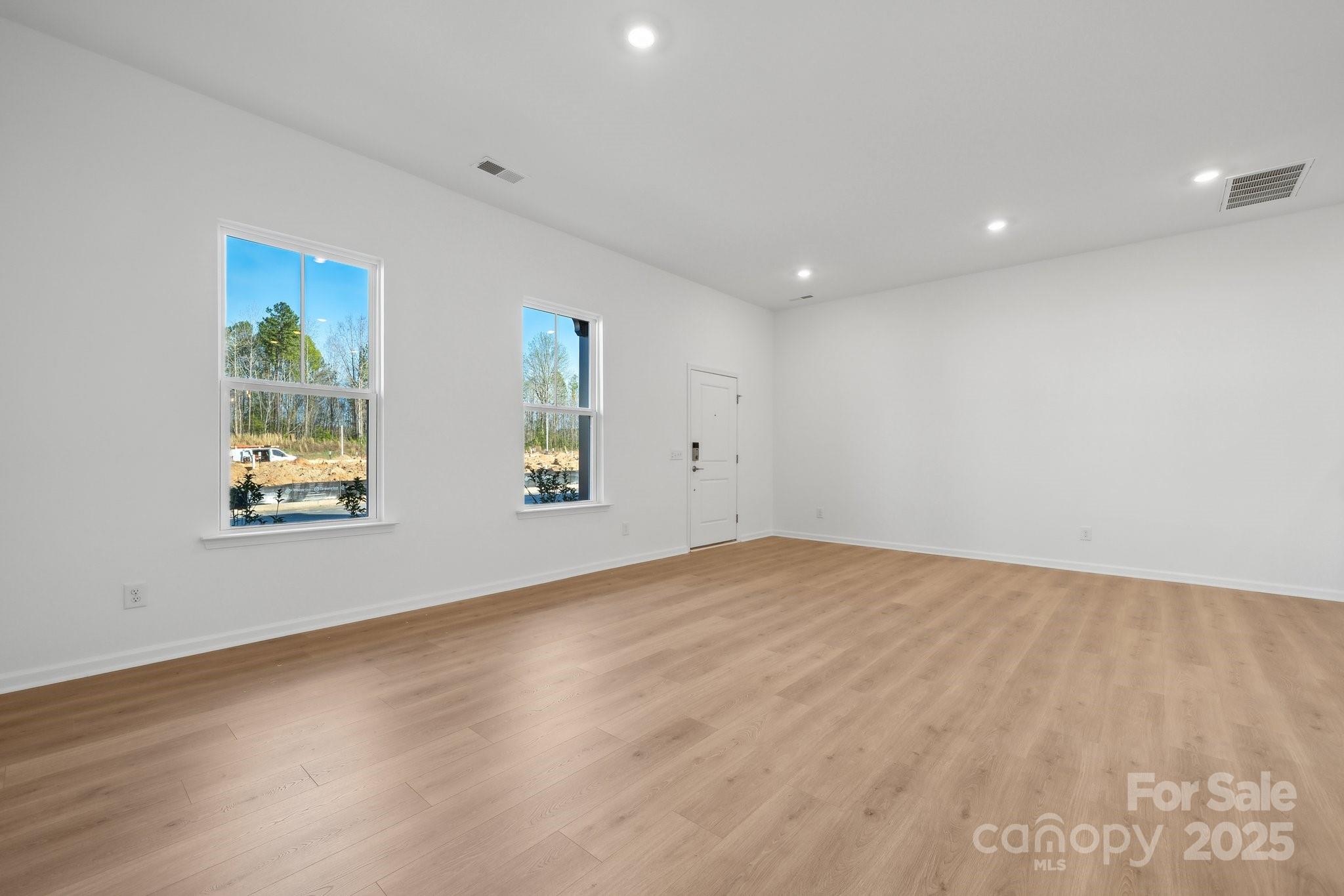 The Ridge at Sugar Creek - Residential