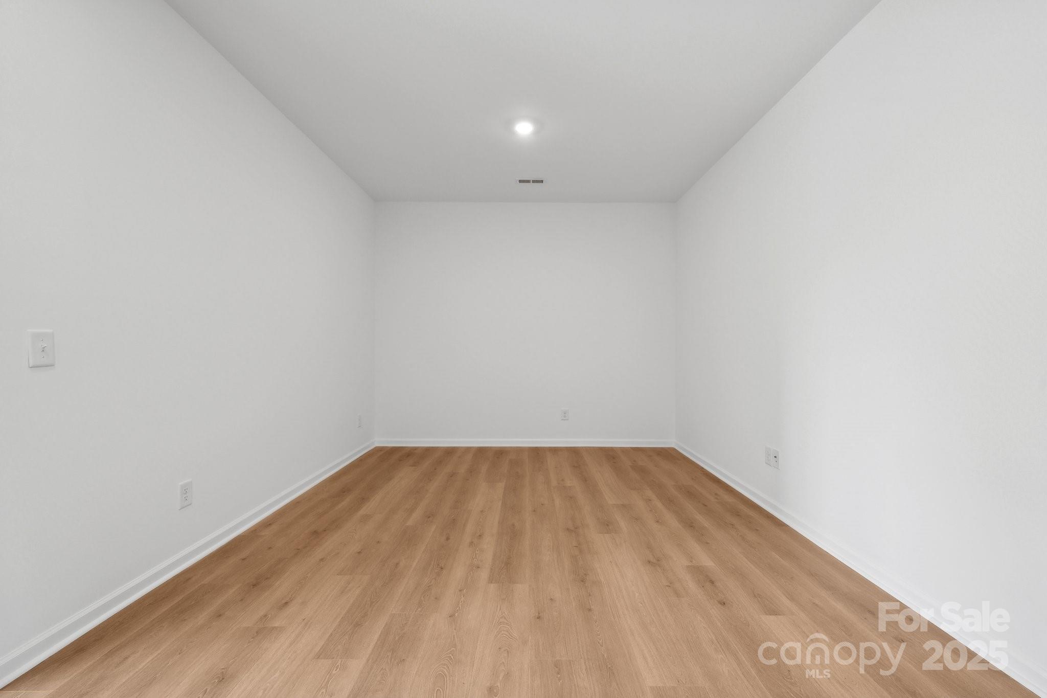 The Ridge at Sugar Creek - Residential