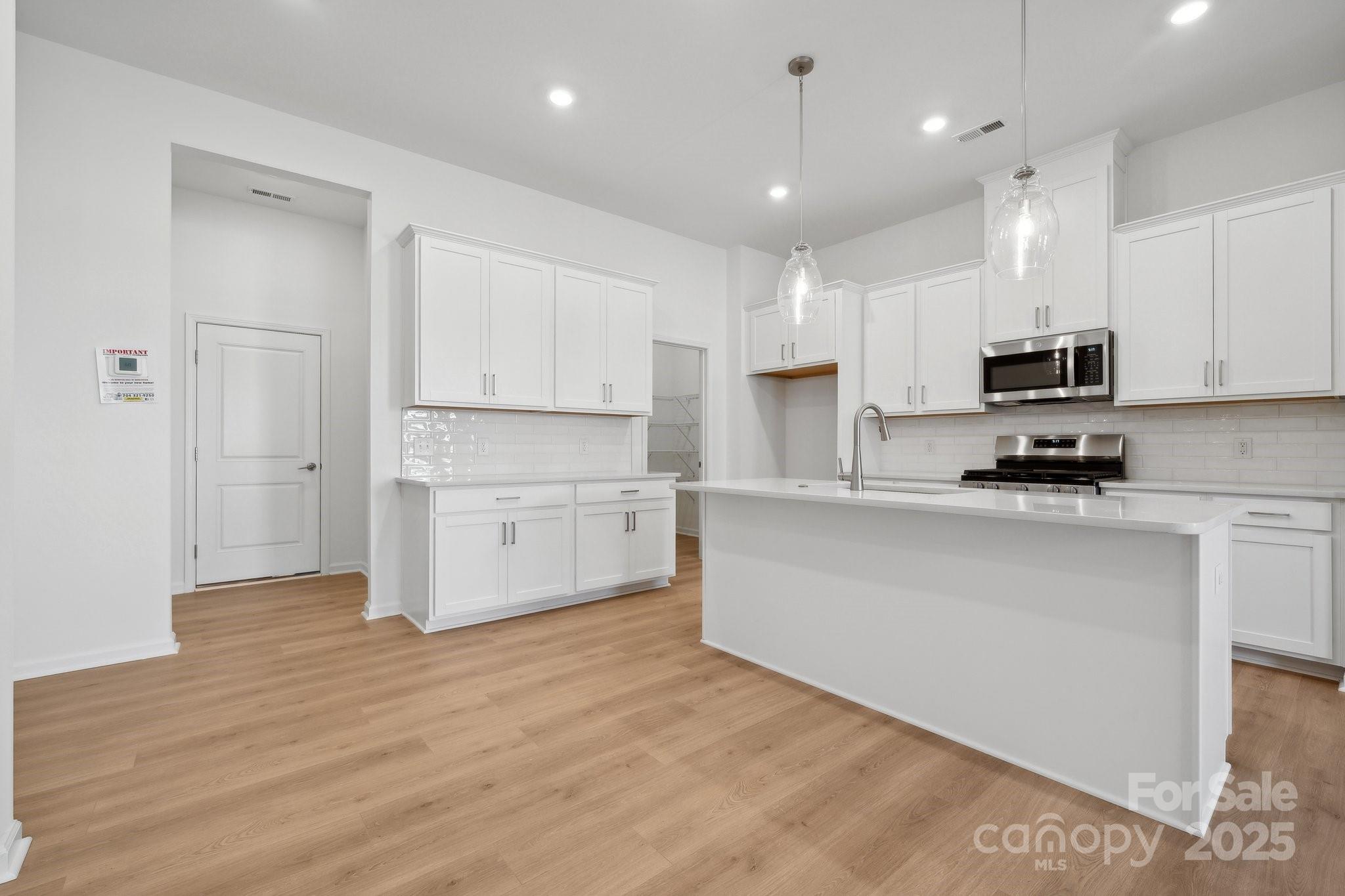 The Ridge at Sugar Creek - Residential