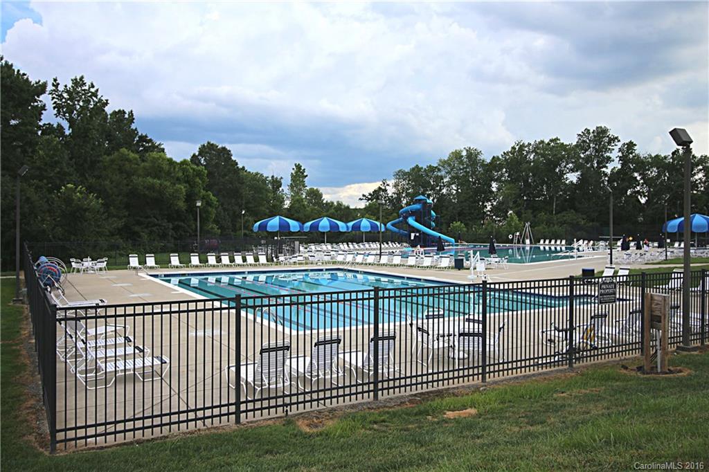 Moss Creek Village - Residential