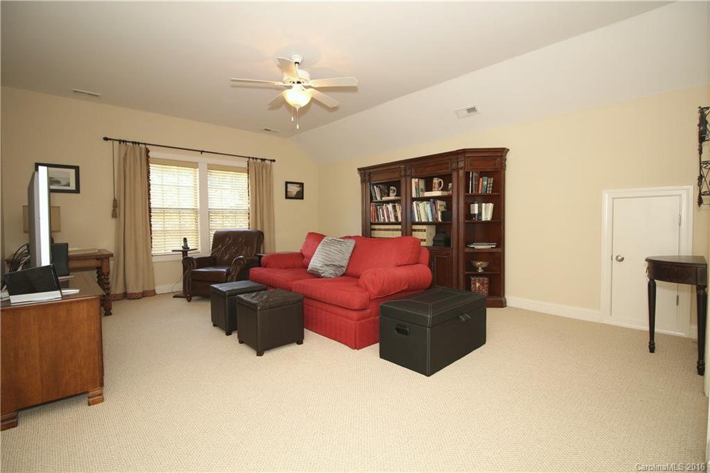 Moss Creek Village - Residential