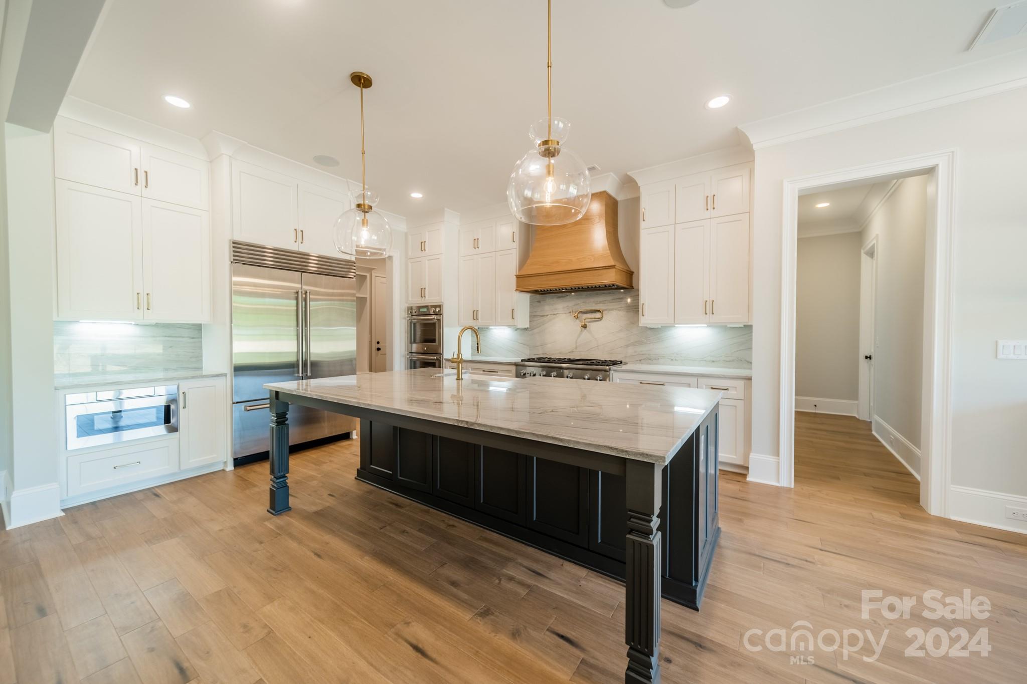 Twin Lakes - Residential