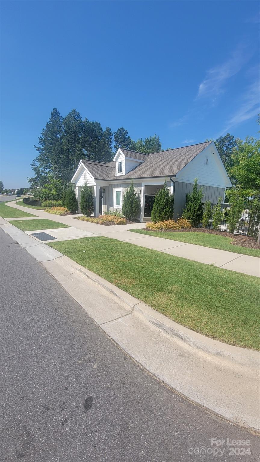 Villages At Mallard Creek - Residential Lease