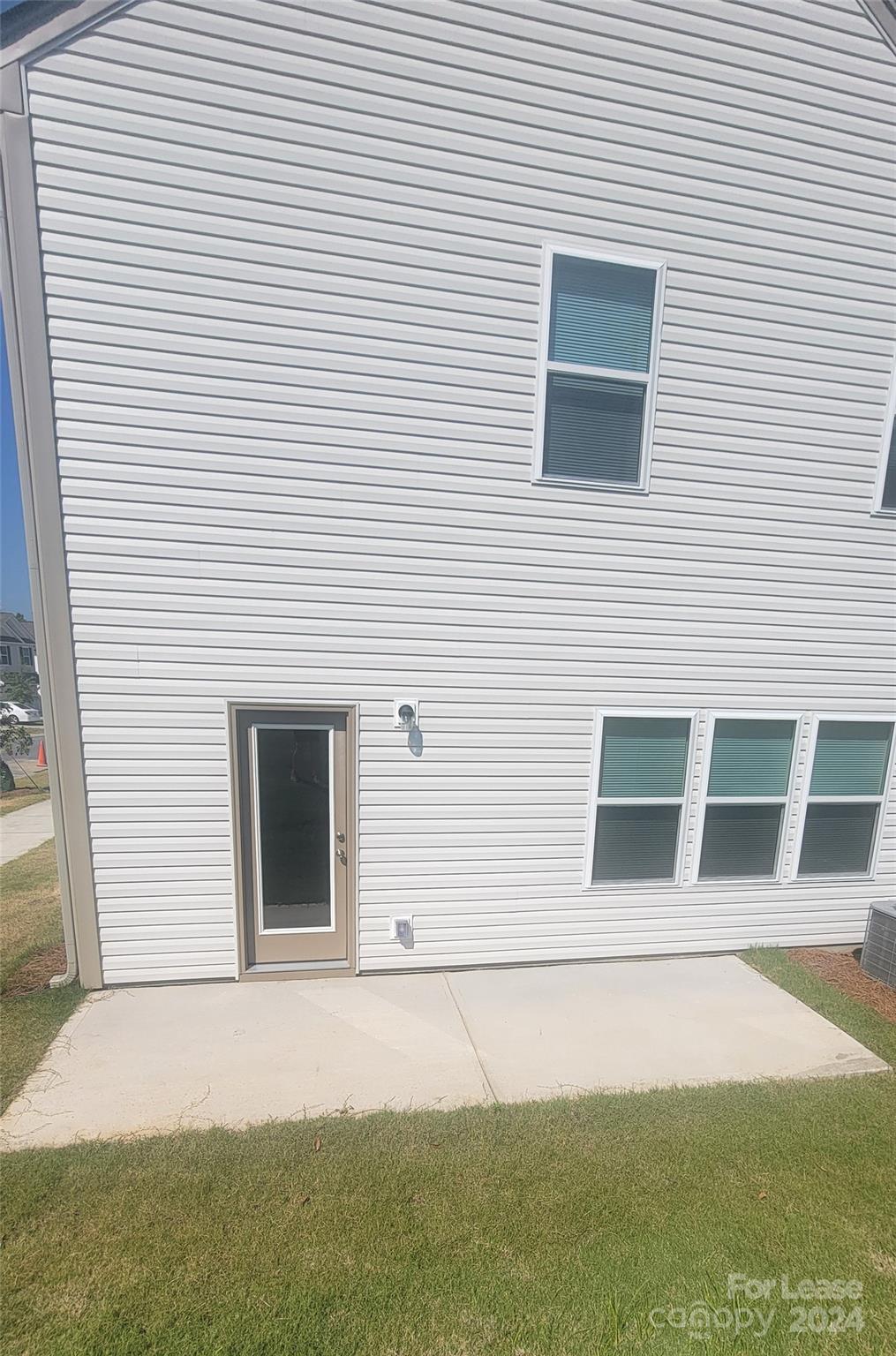 Villages At Mallard Creek - Residential Lease