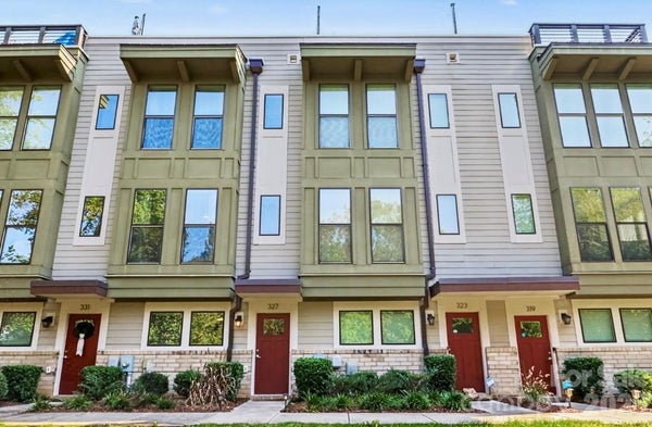 327 UPTOWN WEST DR, CHARLOTTE, NC 28208 - Image 2633d7bbe562adacf512dddaa7e3efd3/168849313