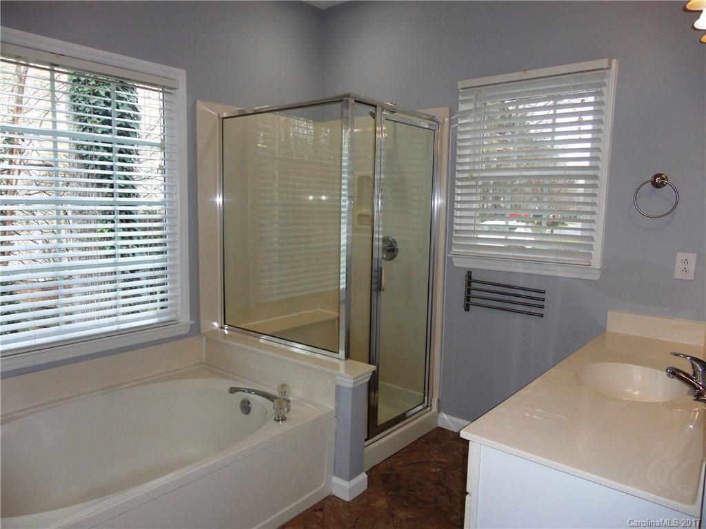 Blue Stone Harbor - Residential Lease