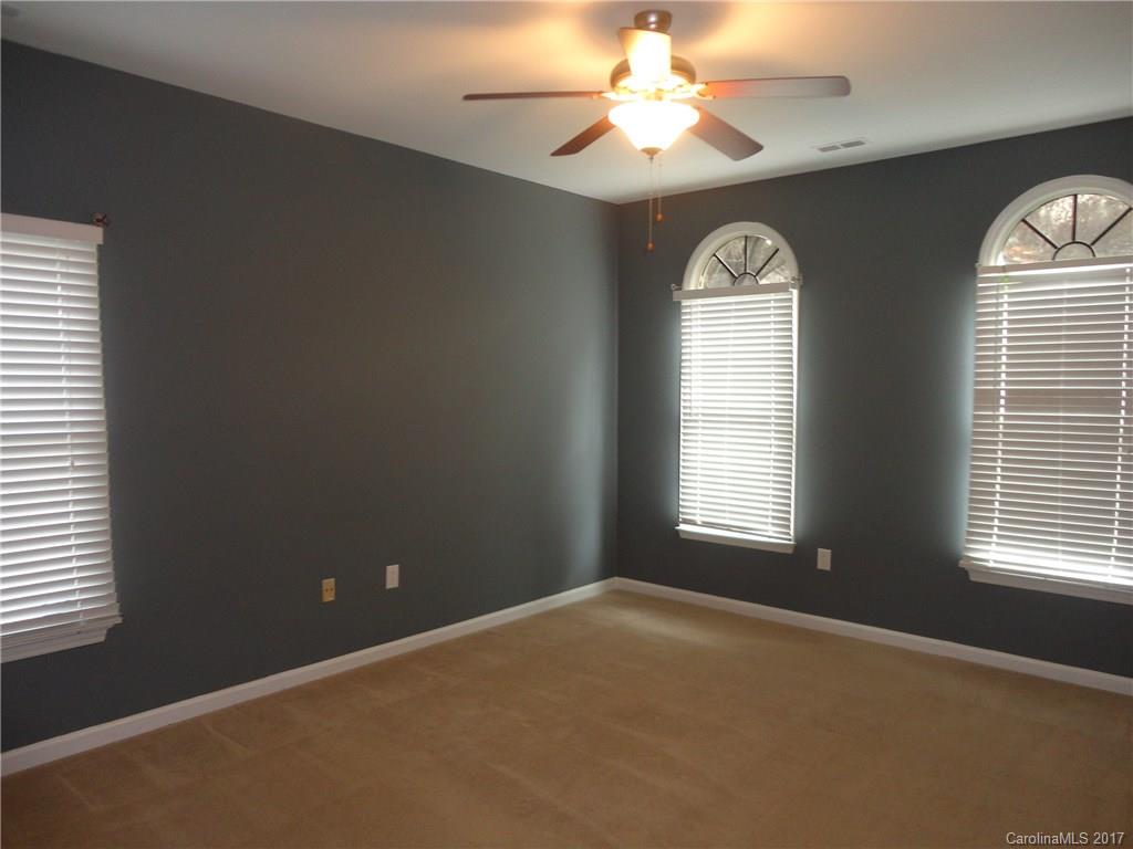 Blue Stone Harbor - Residential Lease