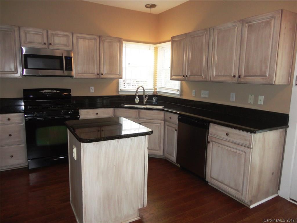 Blue Stone Harbor - Residential Lease