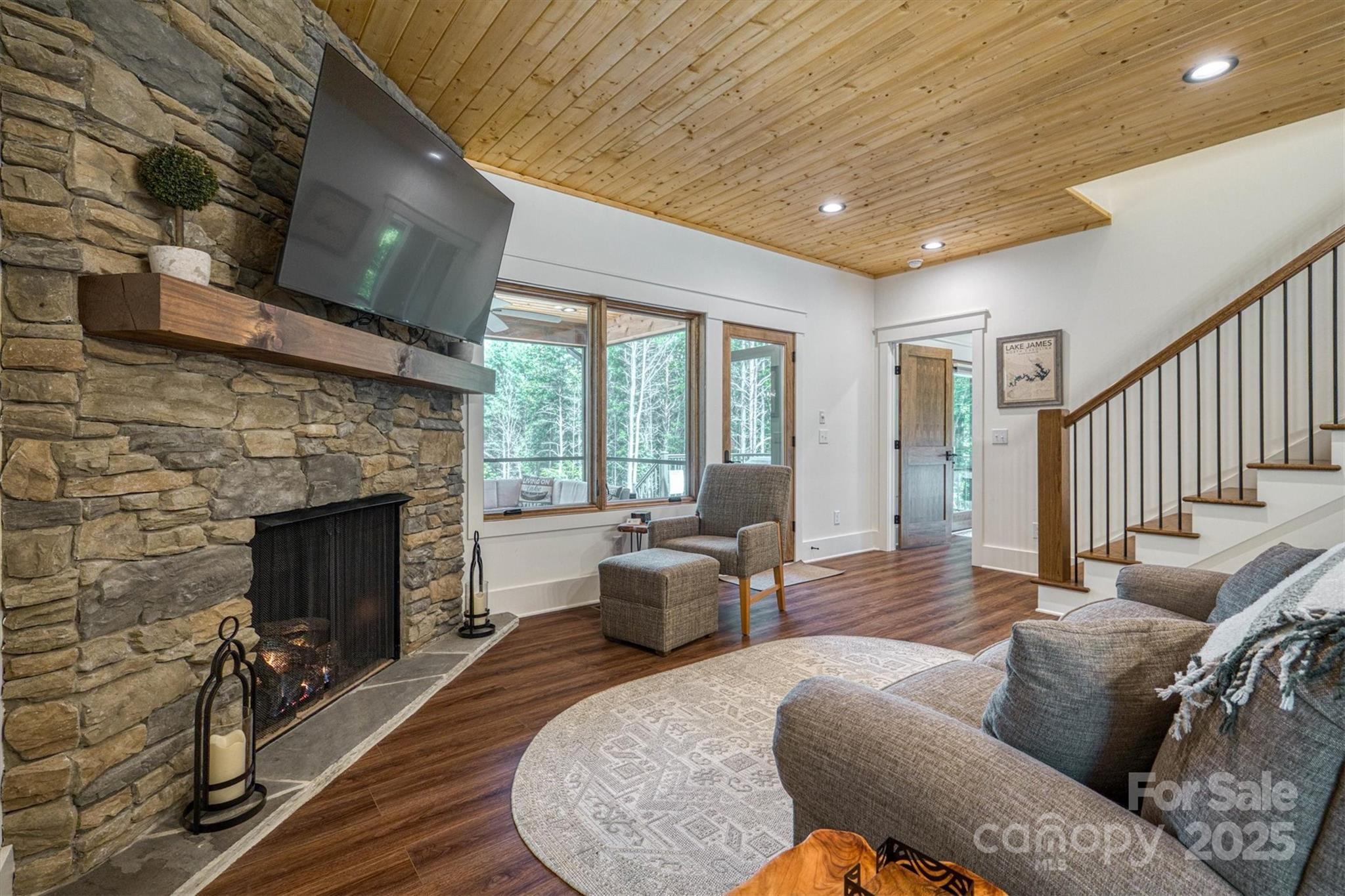 The Enclave at Lake James - Residential