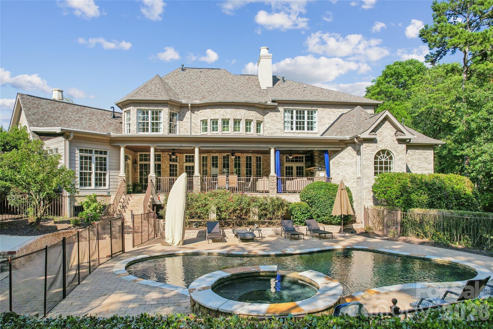 3637 Richwood Circle